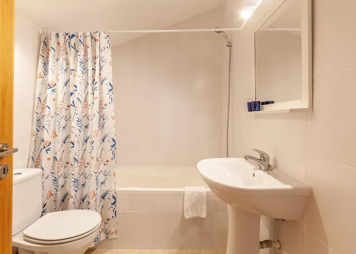 Casa Nogueira - Minho's Guest 펜션 *