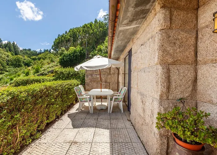 Casa Nogueira - Minho's Guest 펜션 Pousadouros (Vieira do Minho)